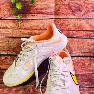 Nike Women's White and Yellow Athletic Shoes